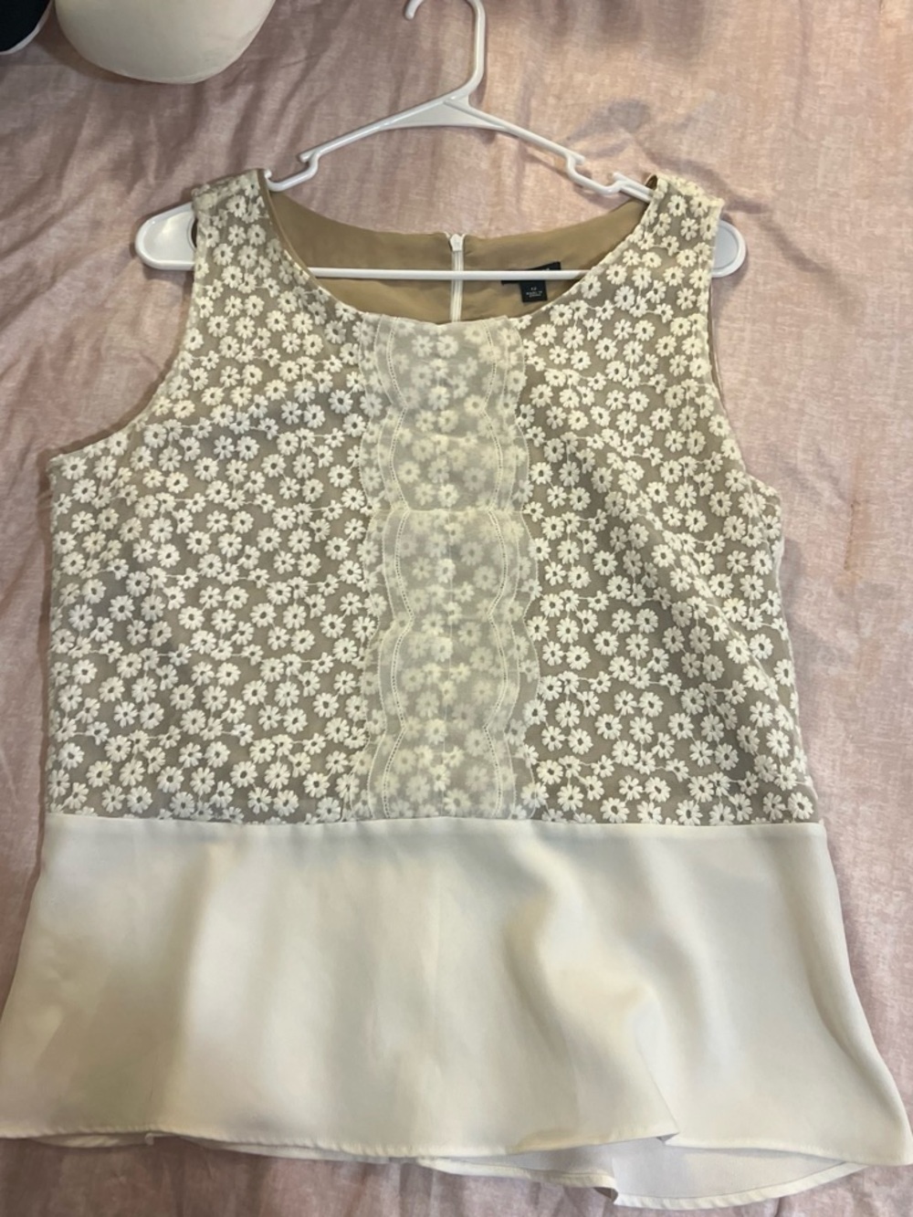 Ann Taylor Cream and White Floral Lace Peplum Tank